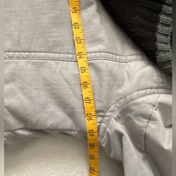 Roxy mid-weight hooded jacket. - Picture 8 of 10